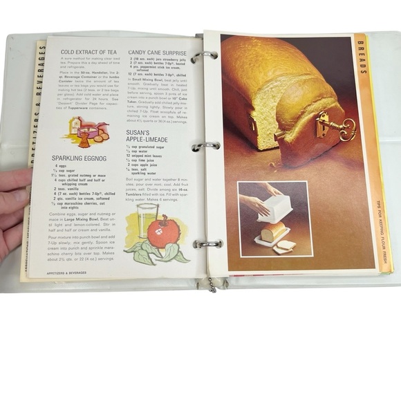 Vintage 1969 Tupperware Four Seasons Binder Cookbook Preparing & Serving Foods - Picture 5 of 10